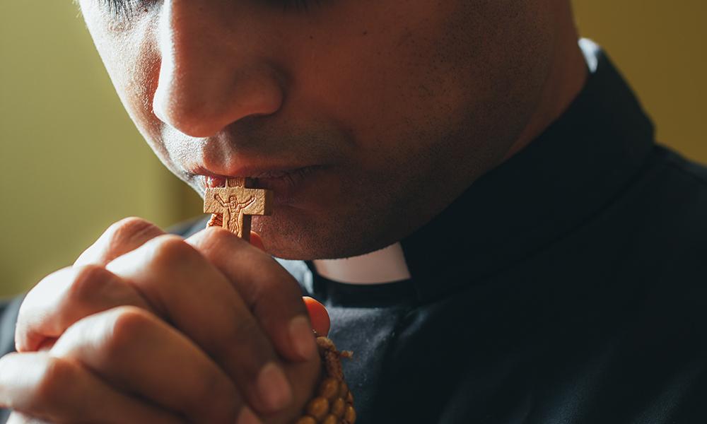 “The priesthood is the love of the heart of Jesus”