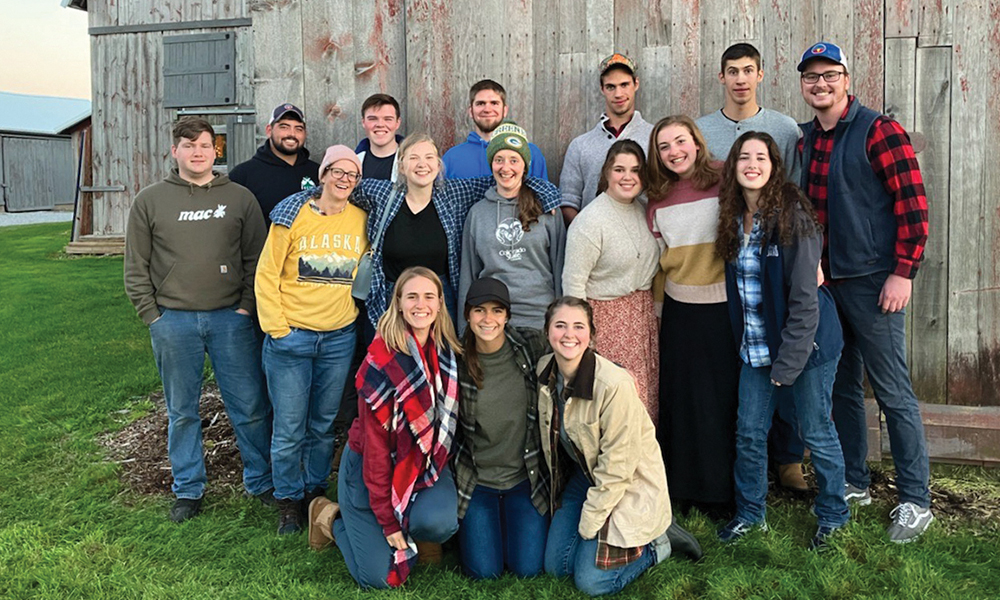 Sandusky young adults group offers fellowship and faith