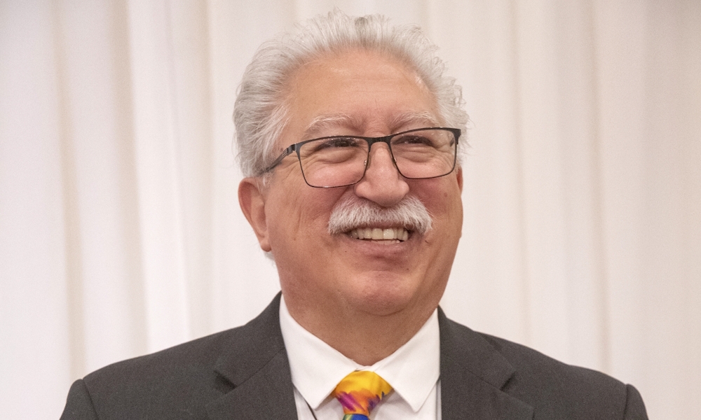 Deacon Larry Gayton receives Stephen Douglas Leffler Award